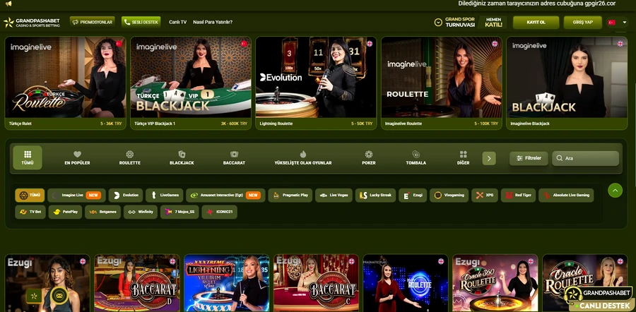 Canlı casino lobisi: rulet, blackjack masaları ve renkli oyun şovları bir arada.